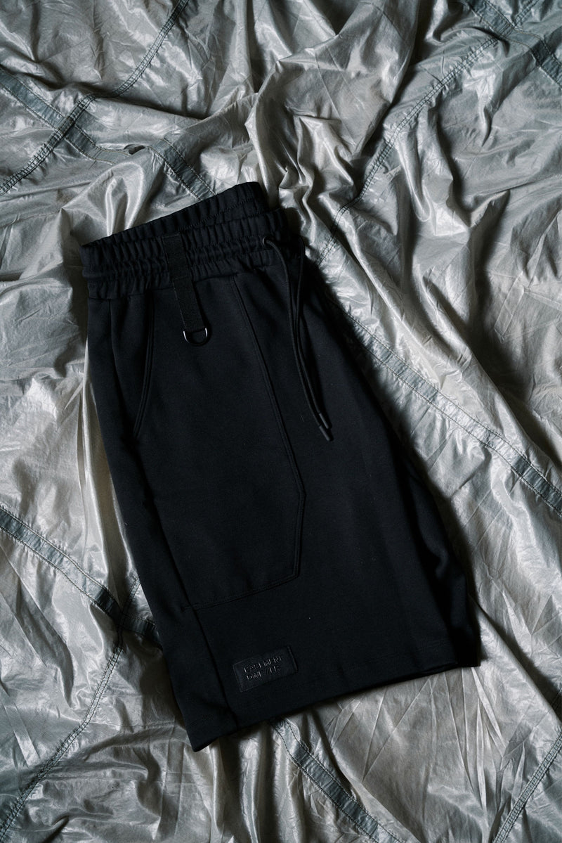 BASEMENT DWE//ER Cargo-Shorts Schwarz 