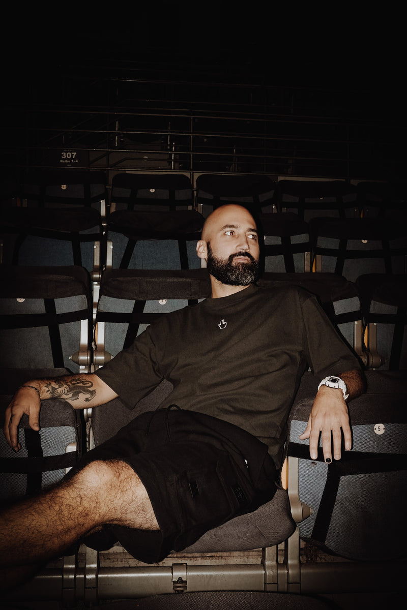 BASEMENT DWE//ER Evolution Short Sleeve T-Shirt Charcoal